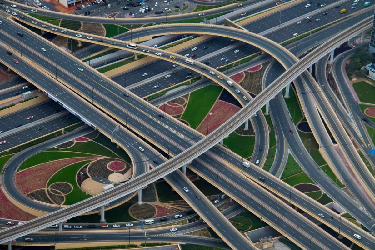 Teaching Networks to Think: AI-Driven Traffic Engineering on FABRIC